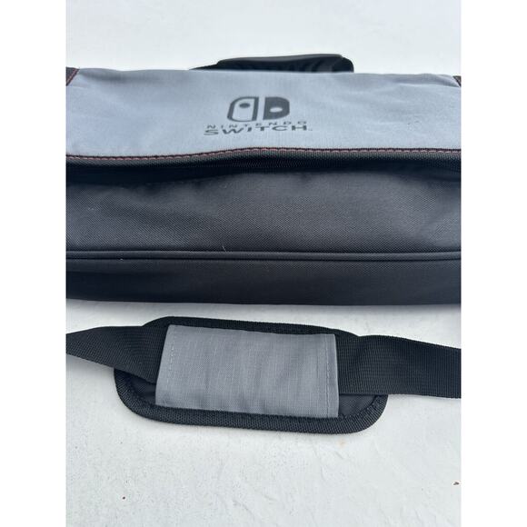 NINTENDO SWITCH Brand Messenger BAG Storage Gamer Case Shoulder Strap Grey Xbody - Picture 3 of 7